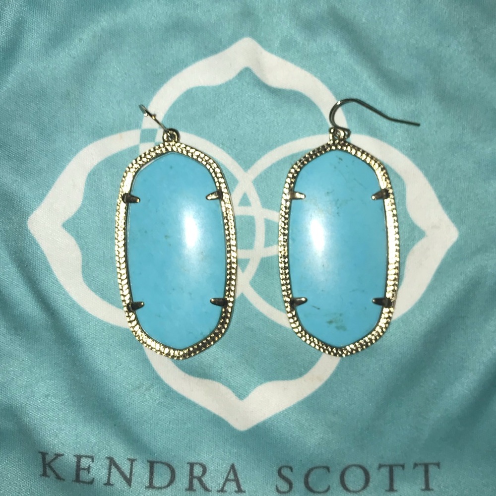 Kendra Scott Danielle earrings